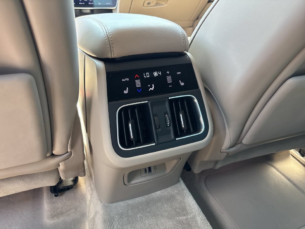 Used 2023 Maserati Grecale GT AWD/4WD image 19