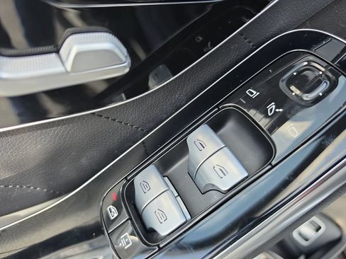 Used 2023 Mercedes-Benz S 580 4MATIC Sedan image 22