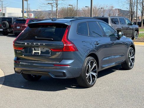 Used 2024 Volvo XC60 B5 Ultimate w/ Protection Package Premier image 6