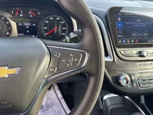 Used 2024 Chevrolet Malibu LT image 18