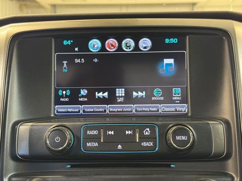 Used 2018 Chevrolet Silverado 1500 LT w/ True North Edition AWD/4WD image 33