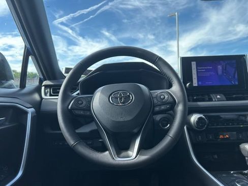 Certified 2024 Toyota RAV4 SE w/ Convenience Package AWD/4WD image 17