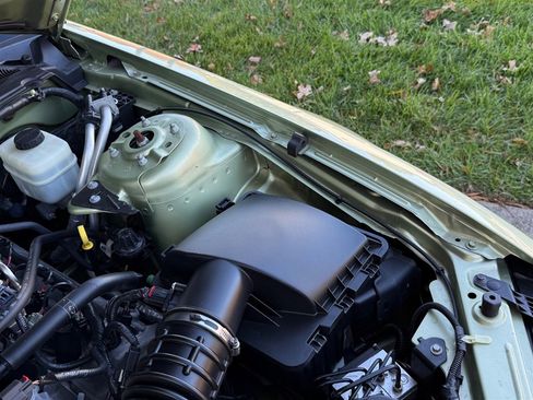 Used 2006 Ford Mustang GT image 71