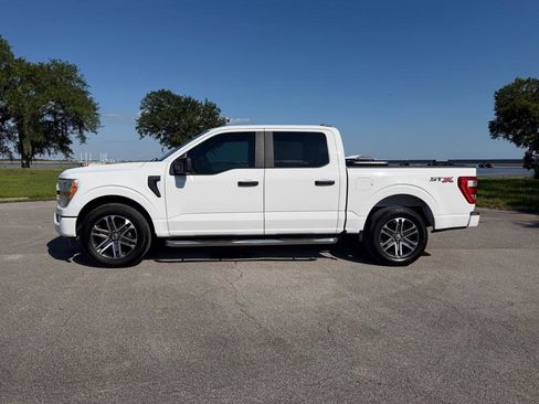 Used 2022 Ford F150 XL w/ STX Appearance Package RWD image 2
