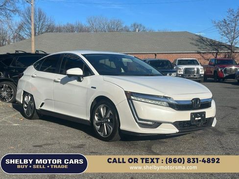 Used 2018 Honda Clarity Touring image 4