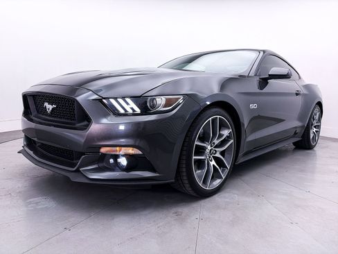 Used 2016 Ford Mustang GT Premium w/ Equipment Group 401A RWD image 11