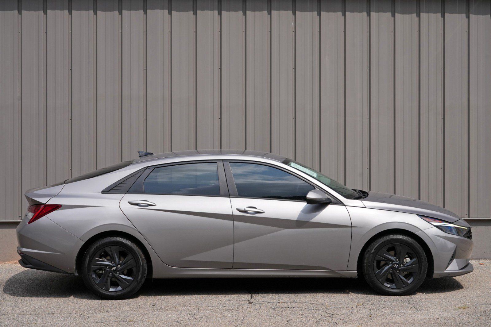 Used 2022 Hyundai Elantra Blue FWD image 46