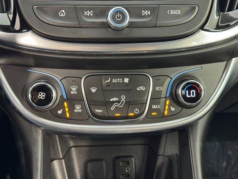 Used 2017 Chevrolet Volt Premier w/ Driver Confidence II Package image 27