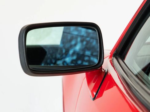 Used 1989 Porsche 944 Turbo image 15