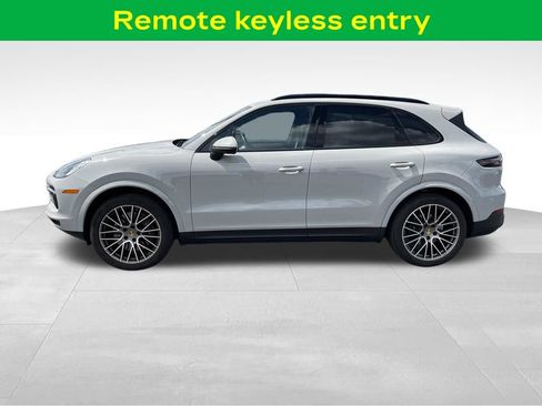 Used 2023 Porsche Cayenne Platinum Edition AWD/4WD image 7