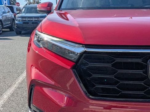 Used 2025 Honda CR-V EX image 8
