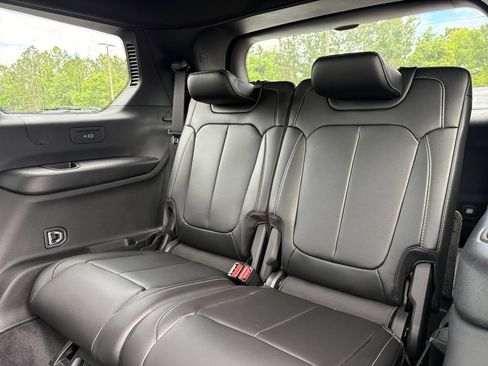 New 2026 Jeep Grand Cherokee L Limited RWD image 5