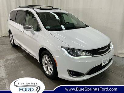 Used 2020 Chrysler Pacifica Limited