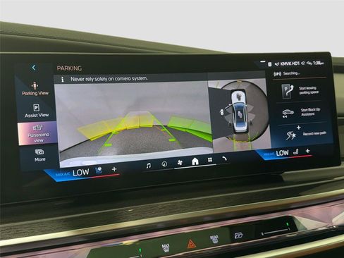 New 2026 BMW 740i w/ Premium Package RWD image 13