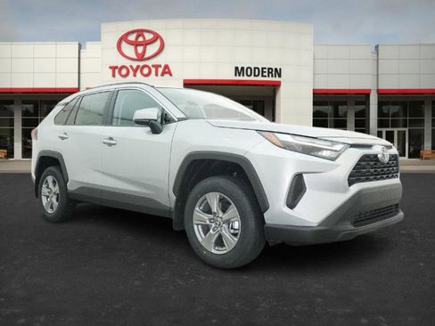New 2025 Toyota RAV4 XLE image 30