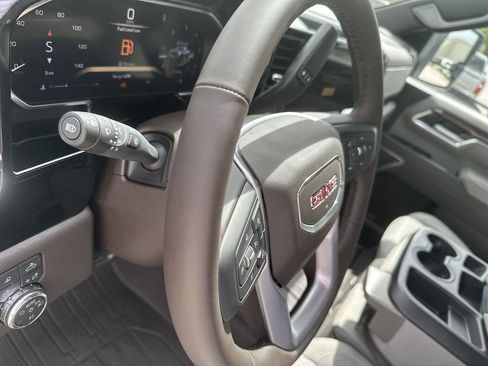 New 2026 GMC Sierra 3500 SLE w/ SLE Value Package AWD/4WD image 19