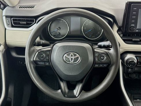 Certified 2021 Toyota RAV4 XLE w/ Convenience Package image 14