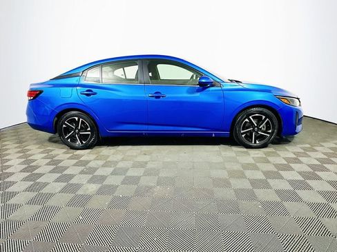 Used 2024 Nissan Sentra SV FWD image 9