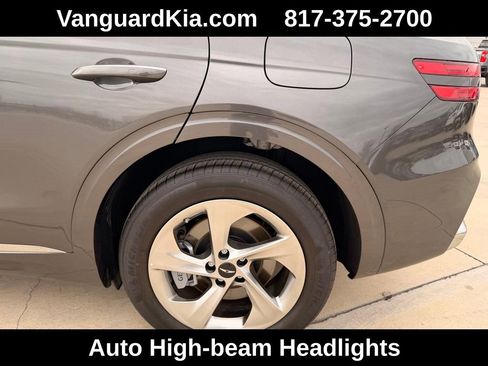 Used 2026 Genesis GV70 2.5T image 9