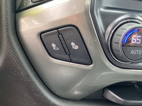 Used 2018 Chevrolet Silverado 1500 LT w/ All Star Edition image 38