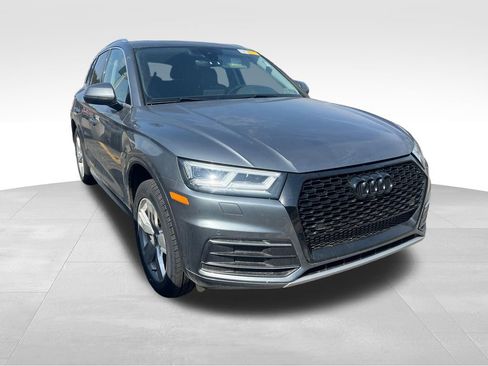 Used 2018 Audi Q5 2.0T Premium Plus w/ Premium Plus Package image 3