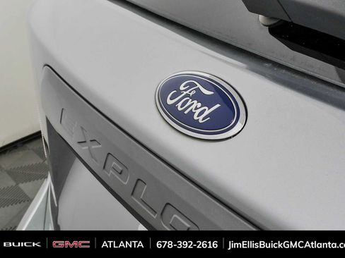 Used 2021 Ford Explorer XLT w/ Equipment Group 202A RWD image 36