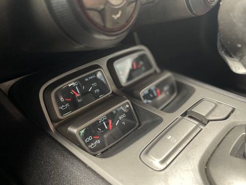 Used 2010 Chevrolet Camaro SS RWD image 16