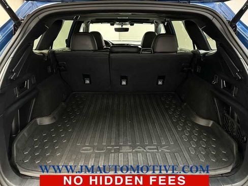 Used 2022 Subaru Outback Wilderness image 17