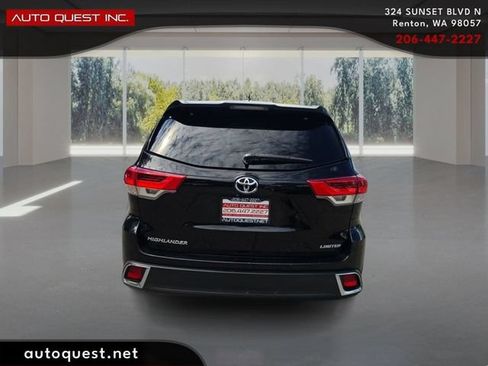 Used 2018 Toyota Highlander Limited FWD image 6