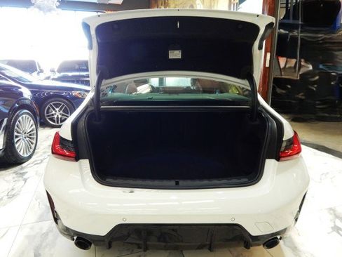 Used 2023 BMW 330i xDrive 330i xDrive AWD w/ M Sport Package image 7