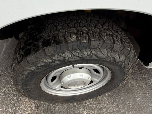 Used 2015 Ford F250 XL w/ XL Appearance Package image 10