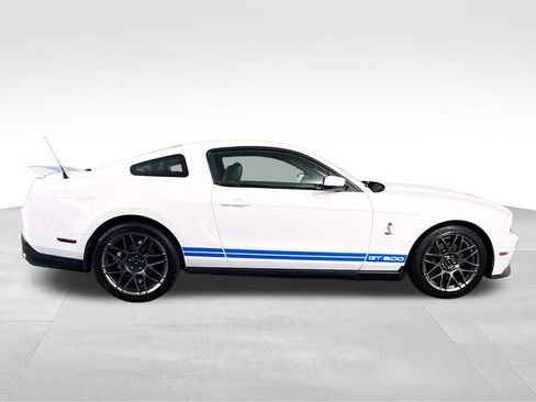 Used 2012 Ford Mustang Shelby GT500 w/ Electronics Pkg RWD image 6