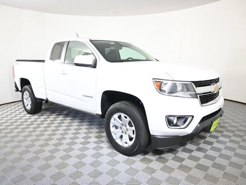 Used 2016 Chevrolet Colorado LT w/ LT Convenience Package AWD/4WD image 10