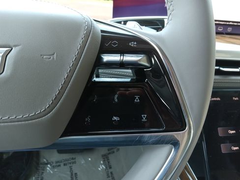 Certified 2026 Cadillac Escalade Platinum Sport AWD/4WD image 22