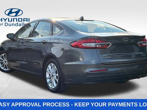 Used 2019 Ford Fusion SE FWD image 5