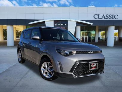 Used 2024 Kia Soul LX w/ Option Group 015