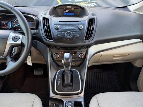 Used 2017 Ford C-MAX SE w/ Interior Protection Package image 25