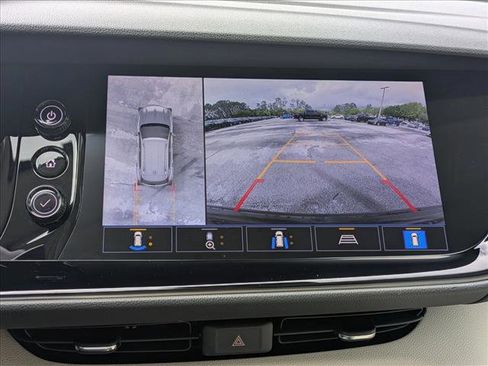 Used 2021 Buick Envision Avenir w/ Technology Package II FWD image 13