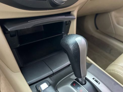 Used 2012 Honda Accord EX-L image 31