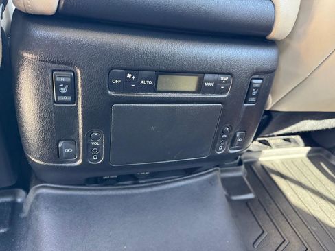 Used 2018 Nissan Armada Platinum w/ Captain Seat Package AWD/4WD image 21