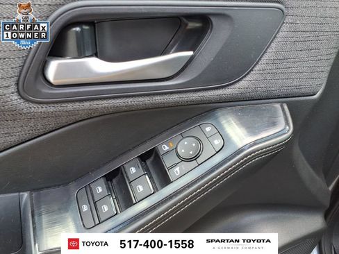 Used 2023 Nissan Rogue SV FWD image 14