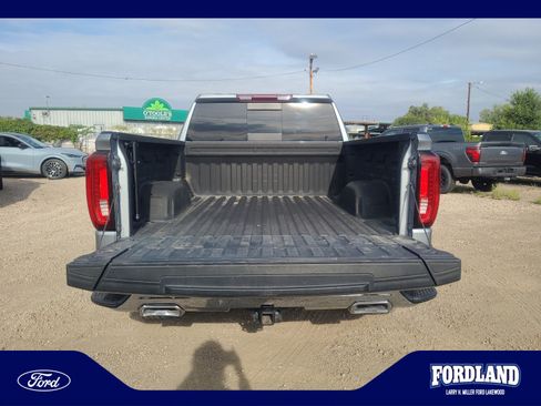 Used 2023 GMC Sierra 1500 SLT w/ SLT Premium Package AWD/4WD image 33