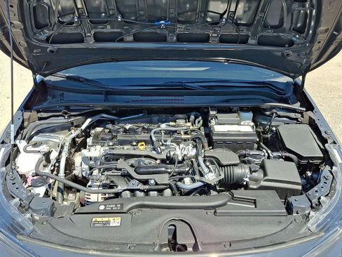 Used 2025 Toyota Corolla LE FWD image 32