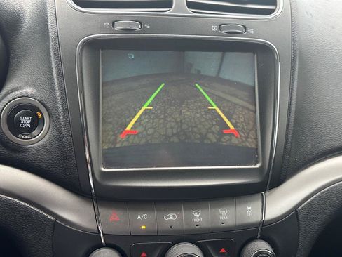 Used 2015 Dodge Journey Crossroad w/ Flexible Seating Group FWD image 15