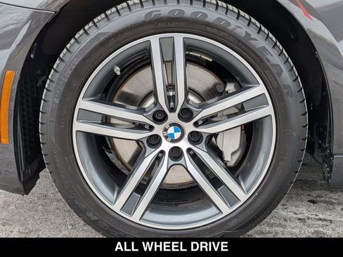 Certified 2022 BMW 530i xDrive w/ Premium Package image 10