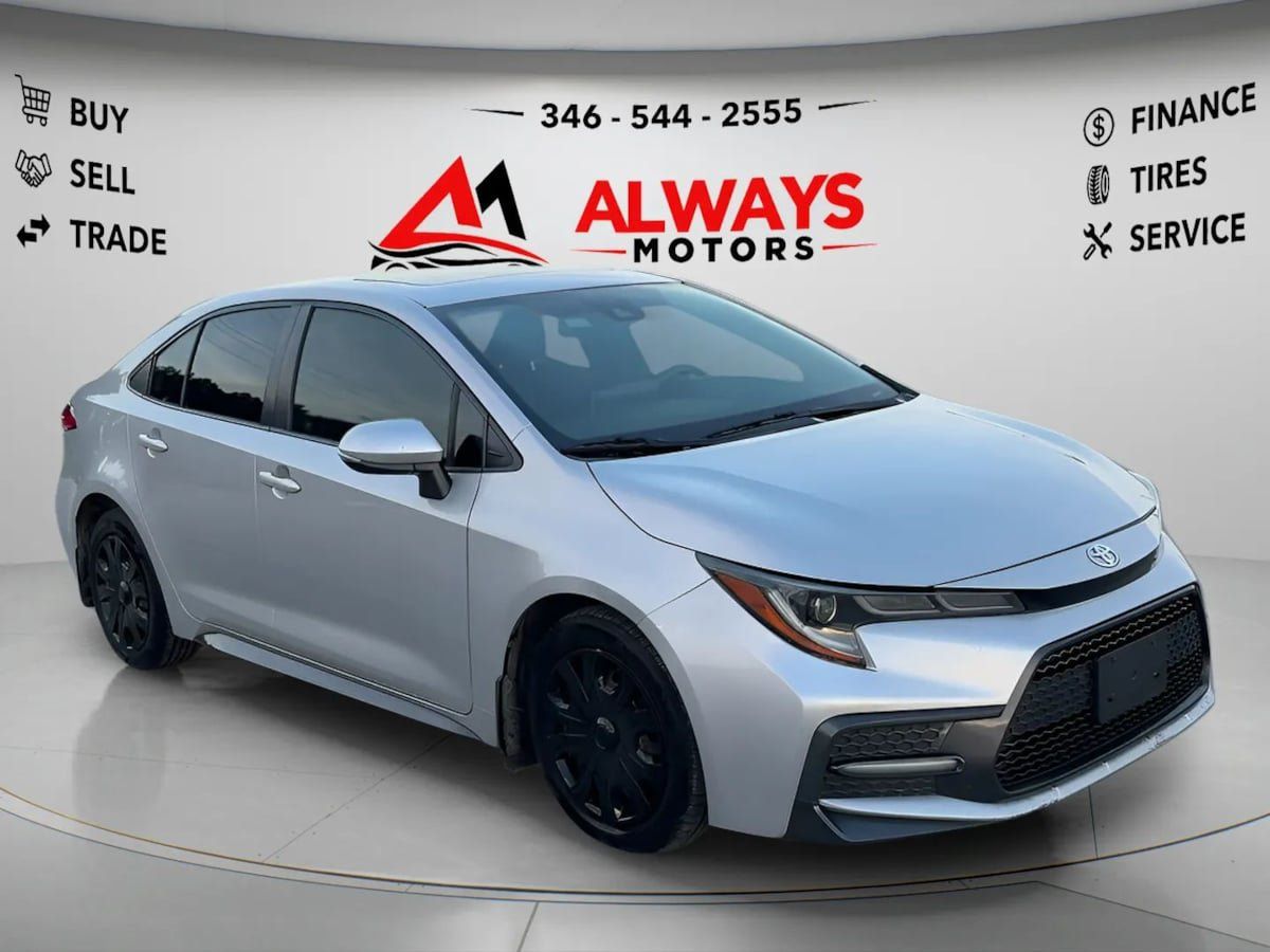 Used 2020 Toyota Corolla SE w/ SE Premium Package FWD image 3