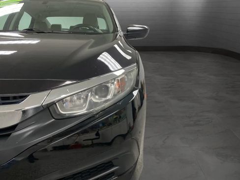 Used 2017 Honda Civic LX image 29