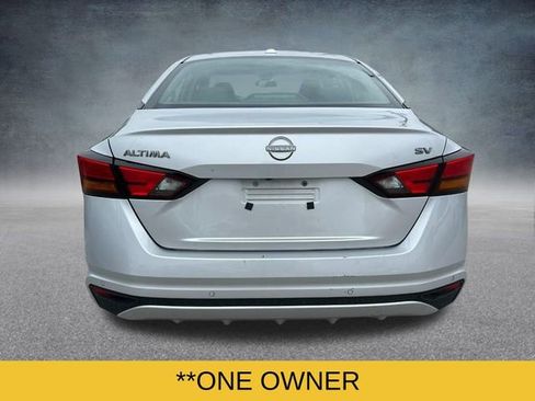 Used 2024 Nissan Altima 2.5 SV image 4