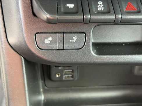 Used 2019 Chevrolet Colorado Z71 RWD image 25