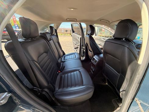 Used 2019 Ford Edge SEL w/ Equipment Group 201A FWD image 11